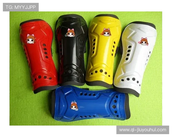 全面解析足球护腿板选择与使用技巧助你提升比赛安全与竞技表现